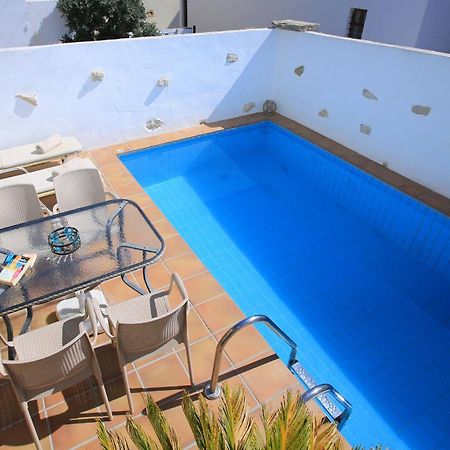 Villa Radamanthis Sívas 外观 照片