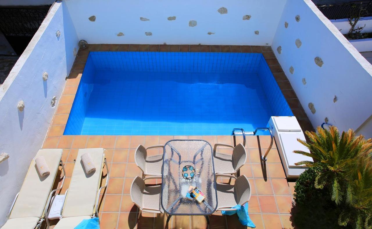 Villa Radamanthis Sívas 外观 照片
